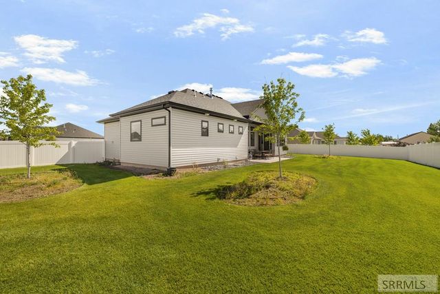 3042 Lin Road, Idaho Falls, ID 83401