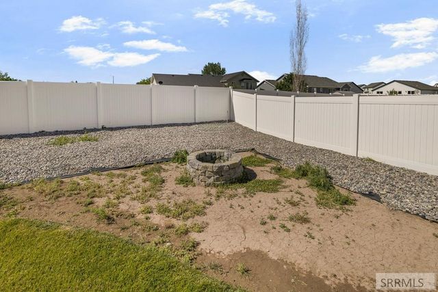 3042 Lin Road, Idaho Falls, ID 83401