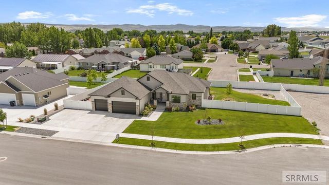 3042 Lin Road, Idaho Falls, ID 83401