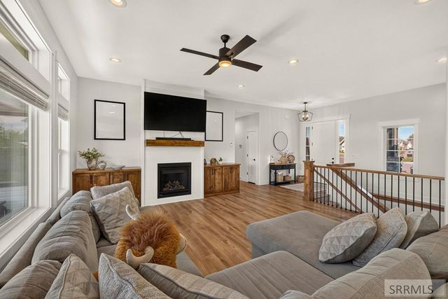 3042 Lin Road, Idaho Falls, ID 83401