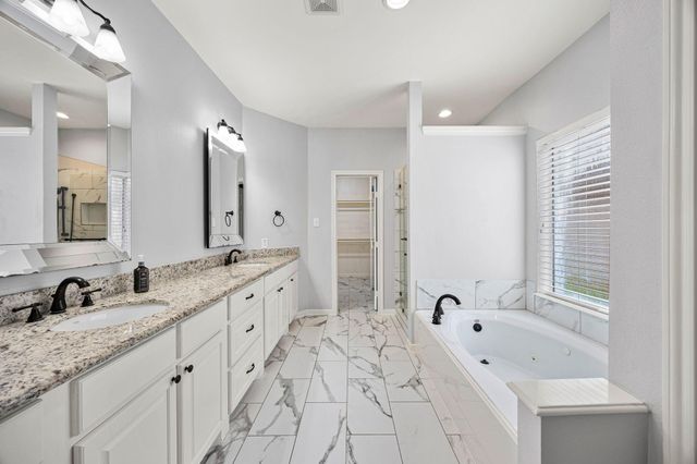 3117 Indian Summer Trail, Friendswood, TX 77546