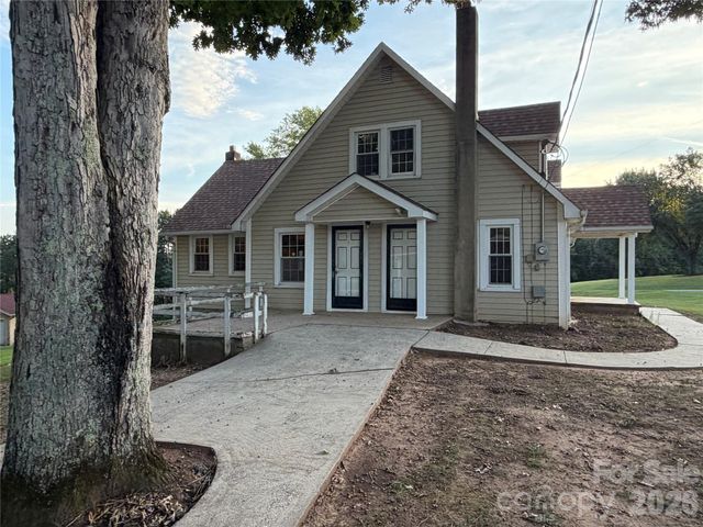 3575 Huie Street, Newton, NC 28658