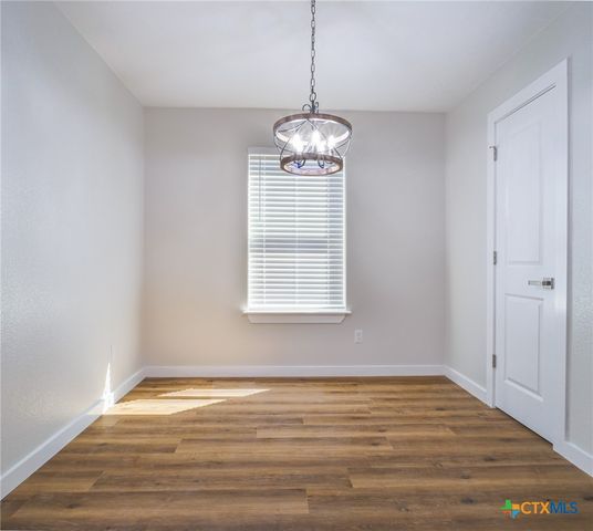 301 Cedarhill Drive, Granite Shoals, TX 78654