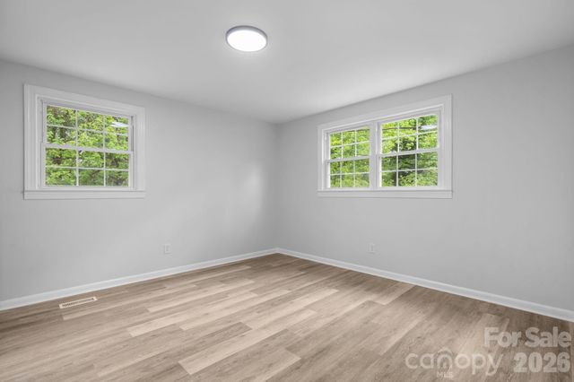 1871 Crestview Drive, Newton, NC 28658