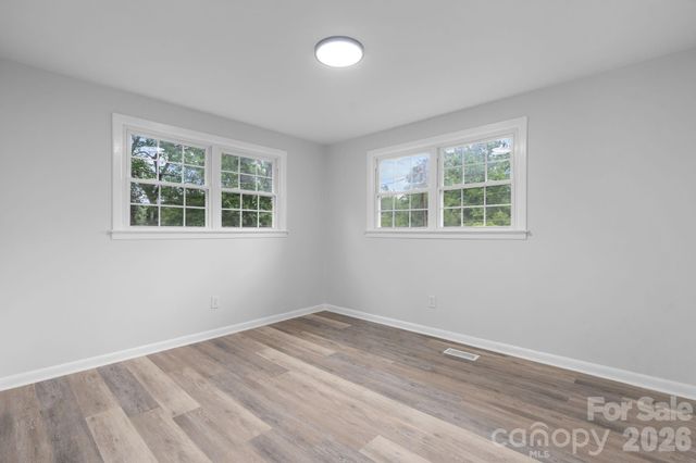 1871 Crestview Drive, Newton, NC 28658
