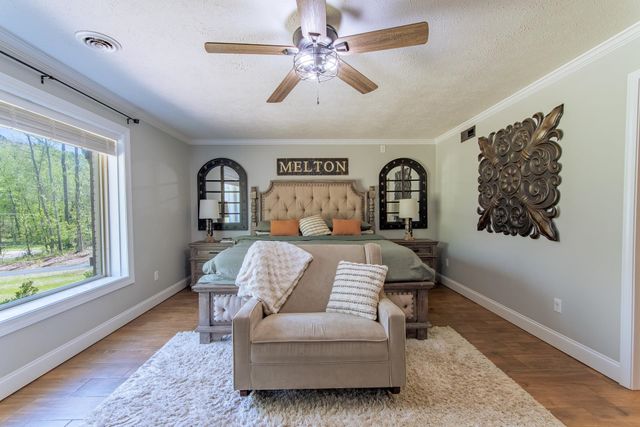 180 HORNER DR, Selmer, TN 38375