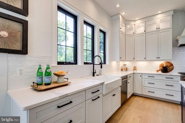 3800 13TH ST N, Arlington, VA 22201