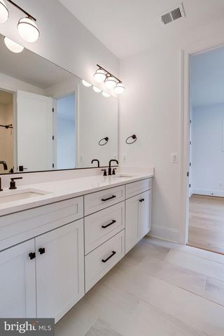 3800 13TH ST N, Arlington, VA 22201