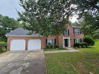 6885 Almont Cove, Stone Mountain, GA 30087