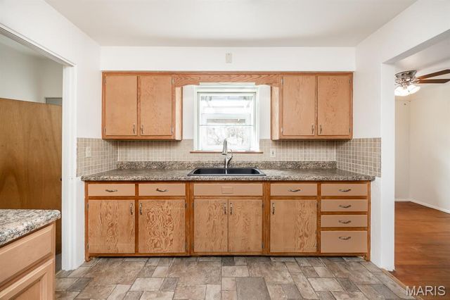 161 Westwood Drive, Belleville, IL 62226