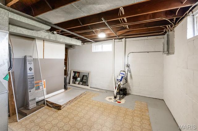 161 Westwood Drive, Belleville, IL 62226