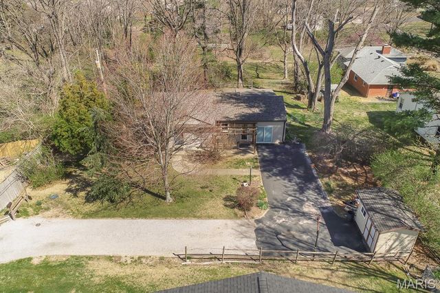 161 Westwood Drive, Belleville, IL 62226