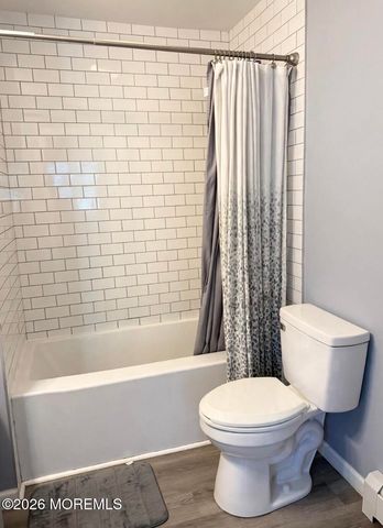 15 Poplar Street, Port Monmouth, NJ 07758