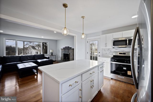 4001 PARKWOOD AVE, Baltimore, MD 21206