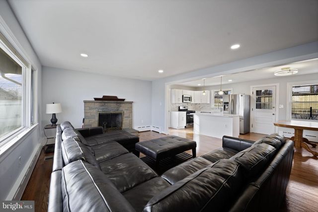 4001 PARKWOOD AVE, Baltimore, MD 21206