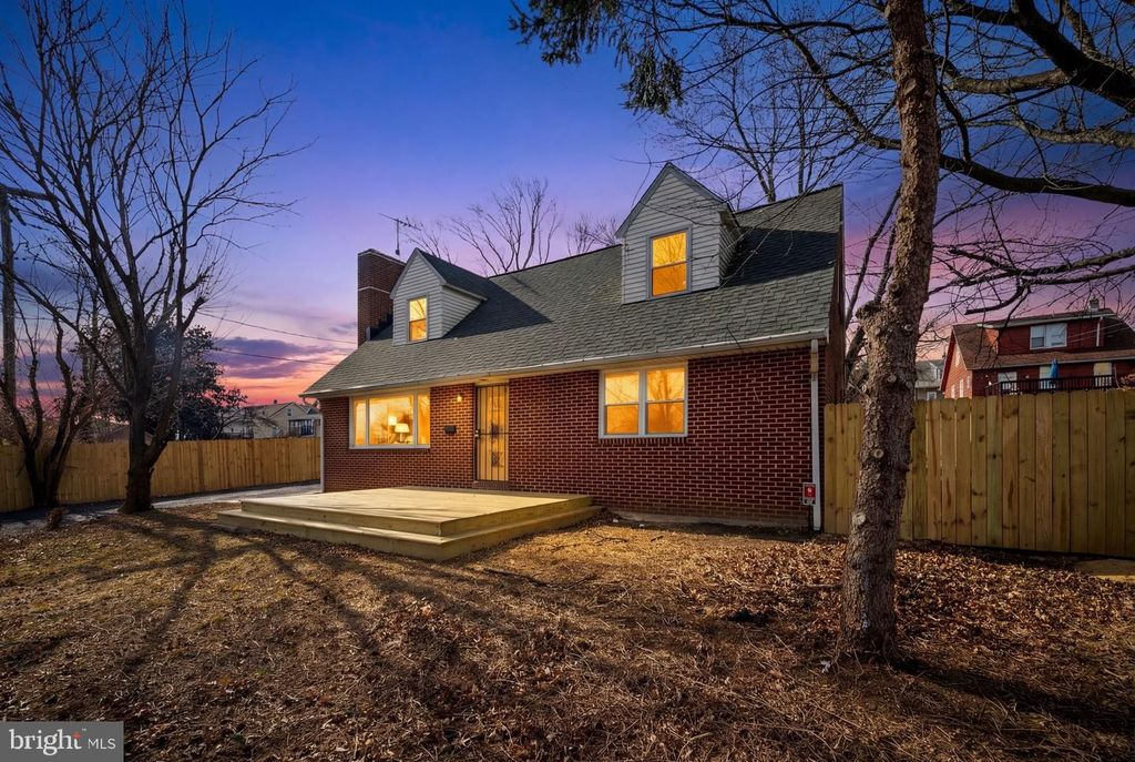 4001 PARKWOOD AVE, Baltimore, MD 21206