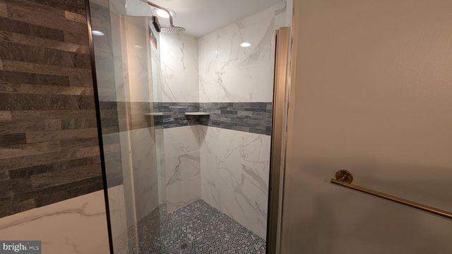 625 RENZ ST, Philadelphia, PA 19128