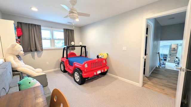 625 RENZ ST, Philadelphia, PA 19128