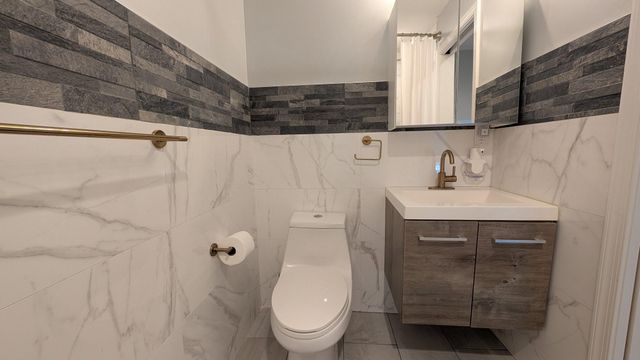 625 RENZ ST, Philadelphia, PA 19128