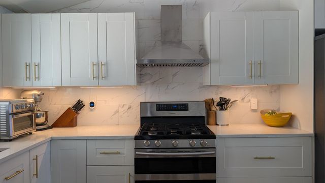 625 RENZ ST, Philadelphia, PA 19128