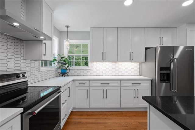 121 Katy Lake Road, Jackson, GA 30233