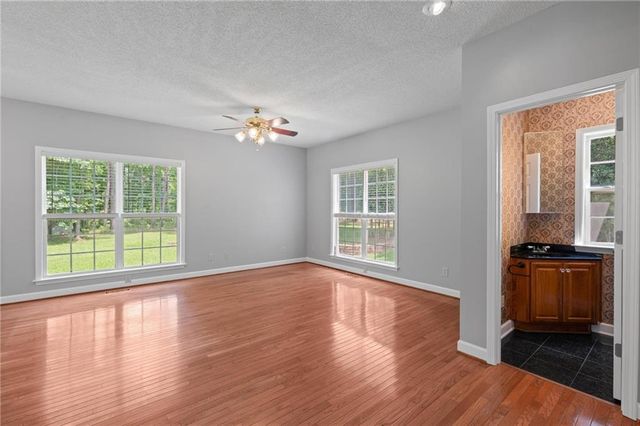 121 Katy Lake Road, Jackson, GA 30233