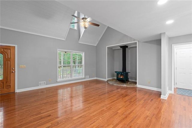121 Katy Lake Road, Jackson, GA 30233