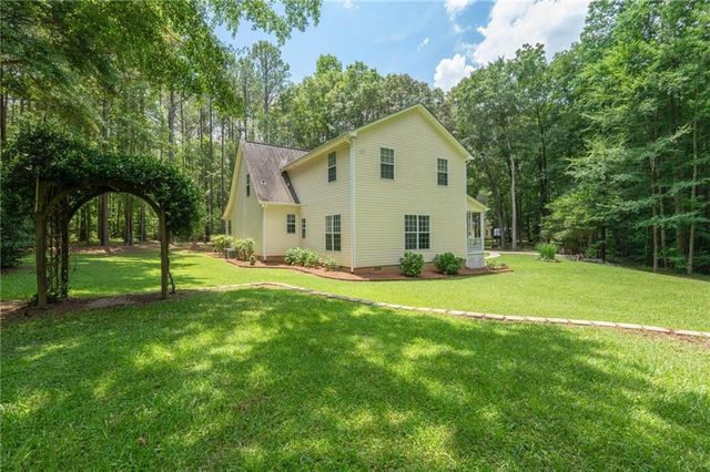 121 Katy Lake Road, Jackson, GA 30233