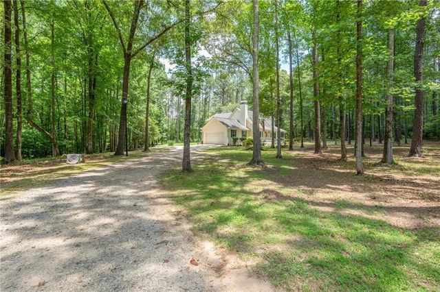 121 Katy Lake Road, Jackson, GA 30233