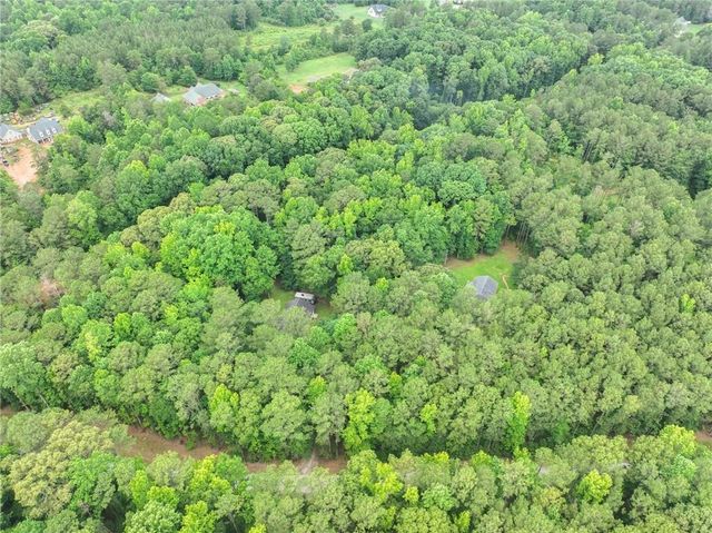 121 Katy Lake Road, Jackson, GA 30233