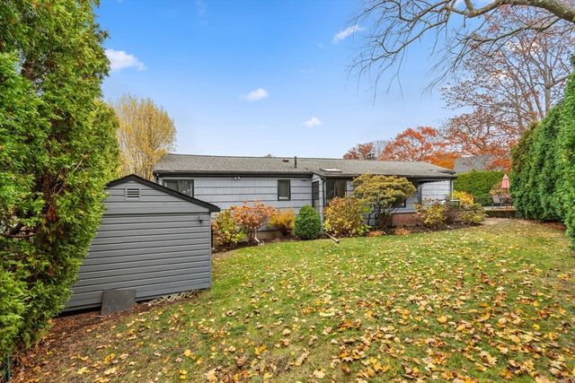 35 Alden Rd, Swampscott, MA 01907