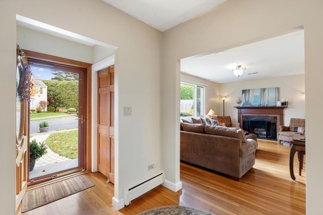 35 Alden Rd, Swampscott, MA 01907