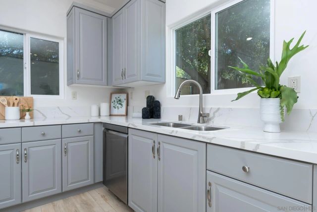 12325-12327 Lemoncrest Drive, Lakeside, CA 92040