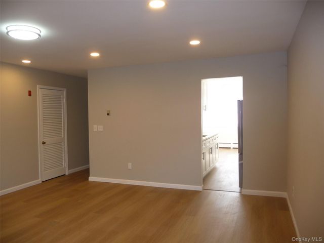 91 Sarah Lane, Middletown, NY 10941