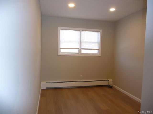 91 Sarah Lane, Middletown, NY 10941