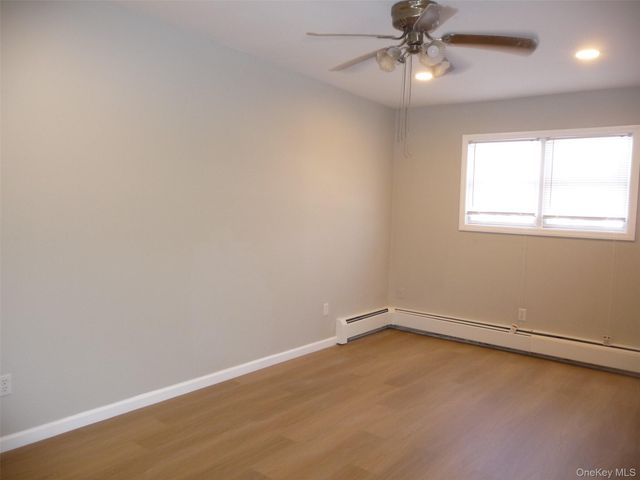 91 Sarah Lane, Middletown, NY 10941