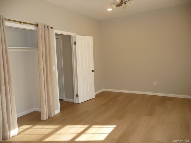 91 Sarah Lane, Middletown, NY 10941