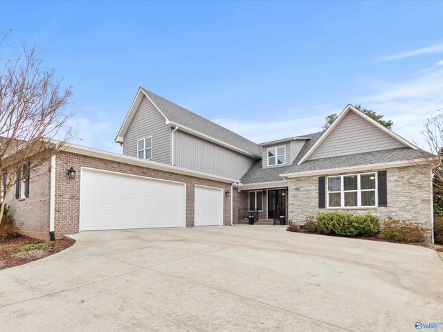 108 Lake Creek Drive, Guntersville, AL 35976