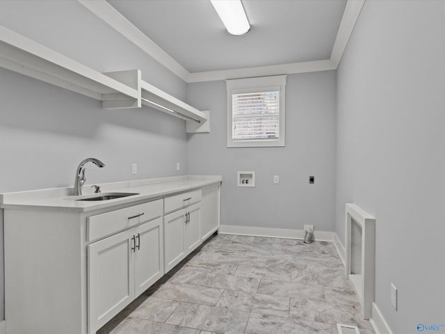 108 Lake Creek Drive, Guntersville, AL 35976