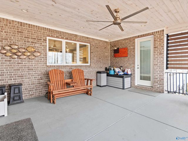 108 Lake Creek Drive, Guntersville, AL 35976