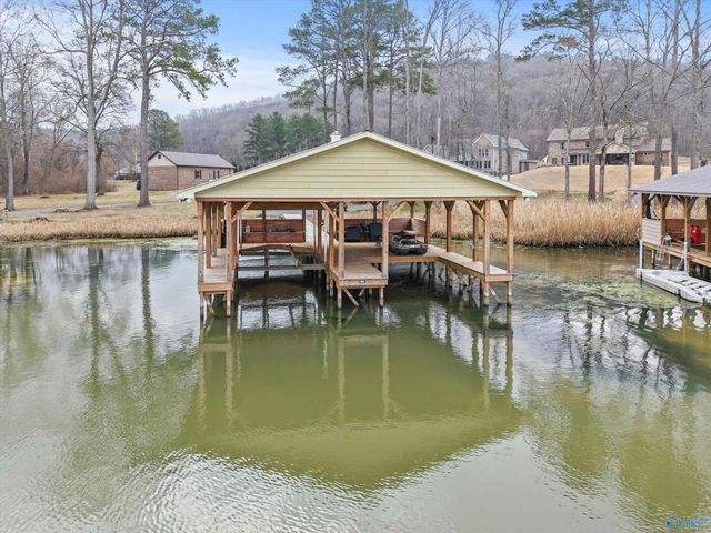 108 Lake Creek Drive, Guntersville, AL 35976