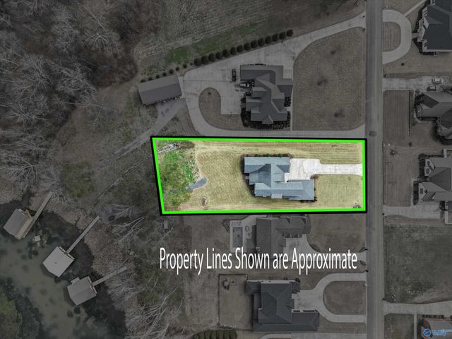 108 Lake Creek Drive, Guntersville, AL 35976