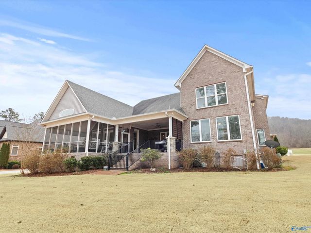 108 Lake Creek Drive, Guntersville, AL 35976