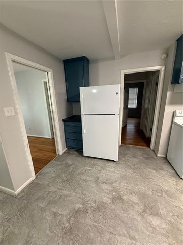 506 Gardenia Street, Lake Jackson, TX 77566