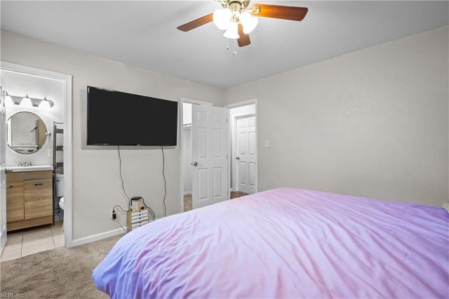 3104 Coach House LN, Virginia Beach, VA 23452