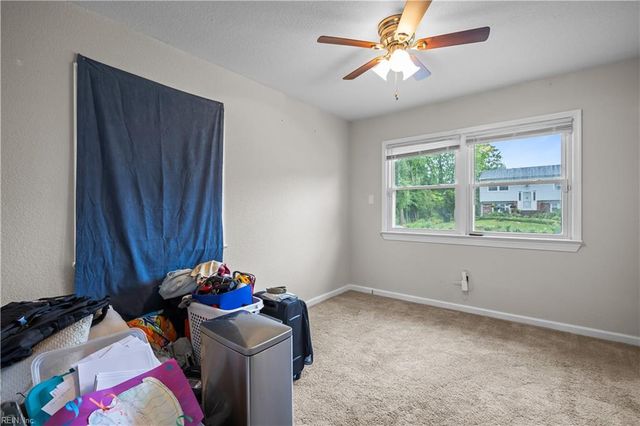 3104 Coach House LN, Virginia Beach, VA 23452