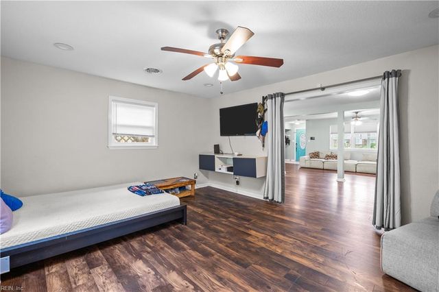 3104 Coach House LN, Virginia Beach, VA 23452