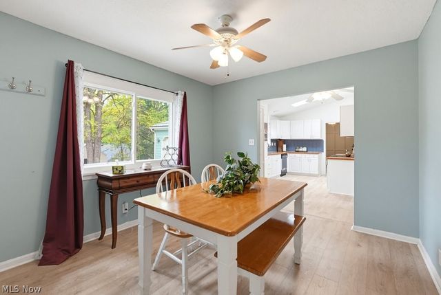 32 Oakwood Avenue, Bedford, OH 44146