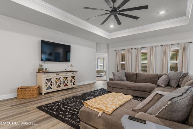 5297 South Street, Ocean Springs, MS 39564