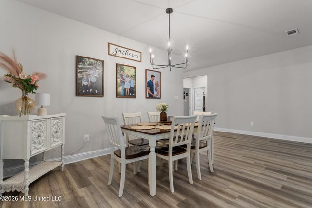 5297 South Street, Ocean Springs, MS 39564